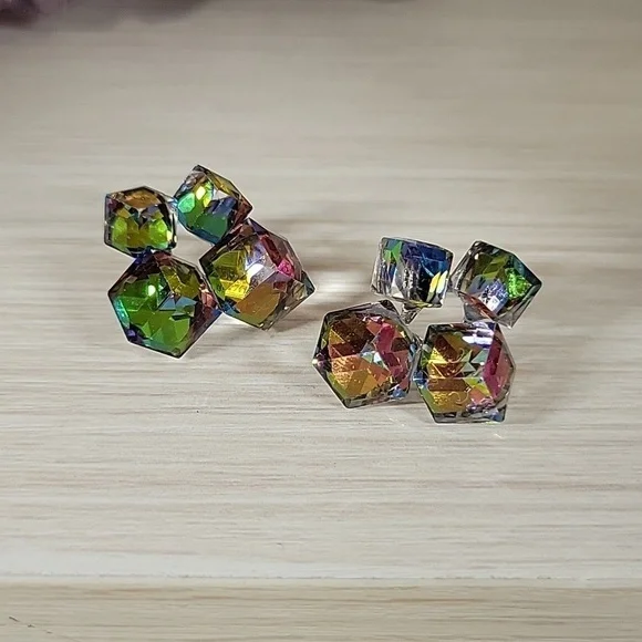 Prismatic Cube Cluster Earrings, S925 posts - Picture 6 of 10